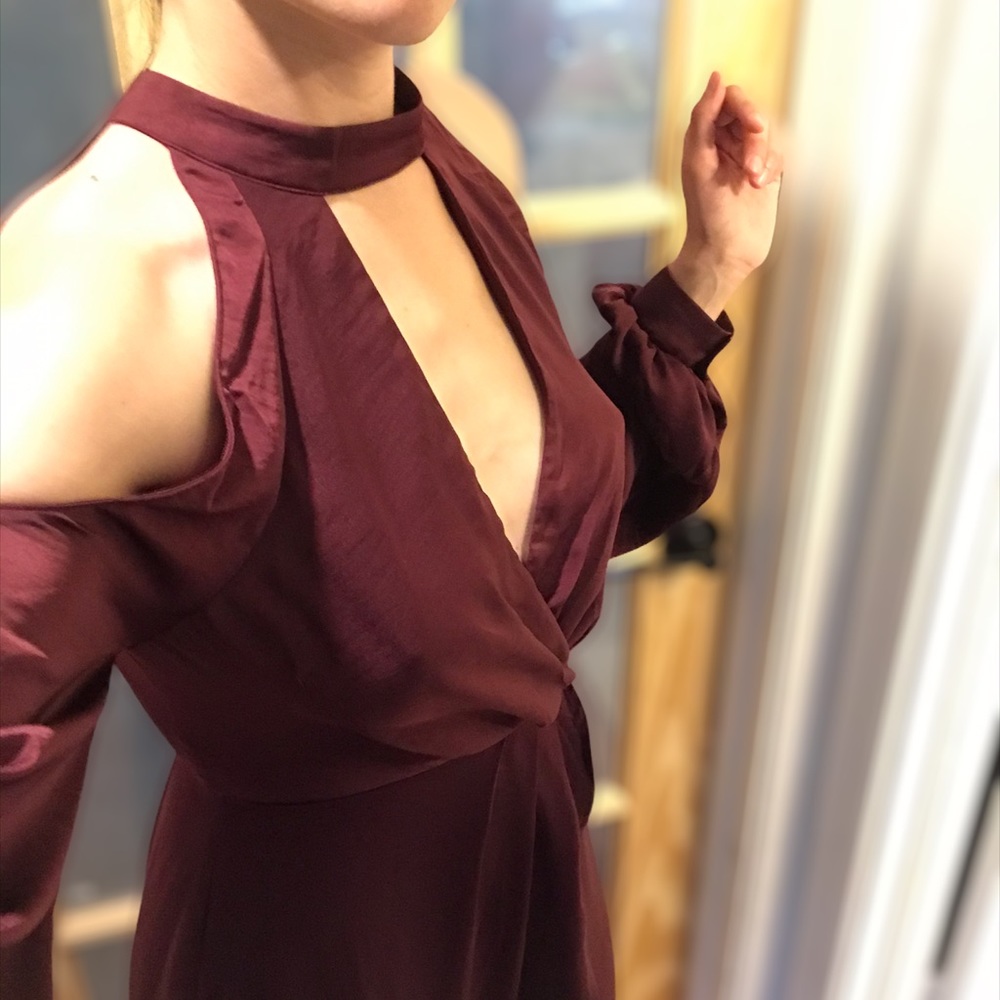 Lush maroon romper dress - Picture 3 of 7